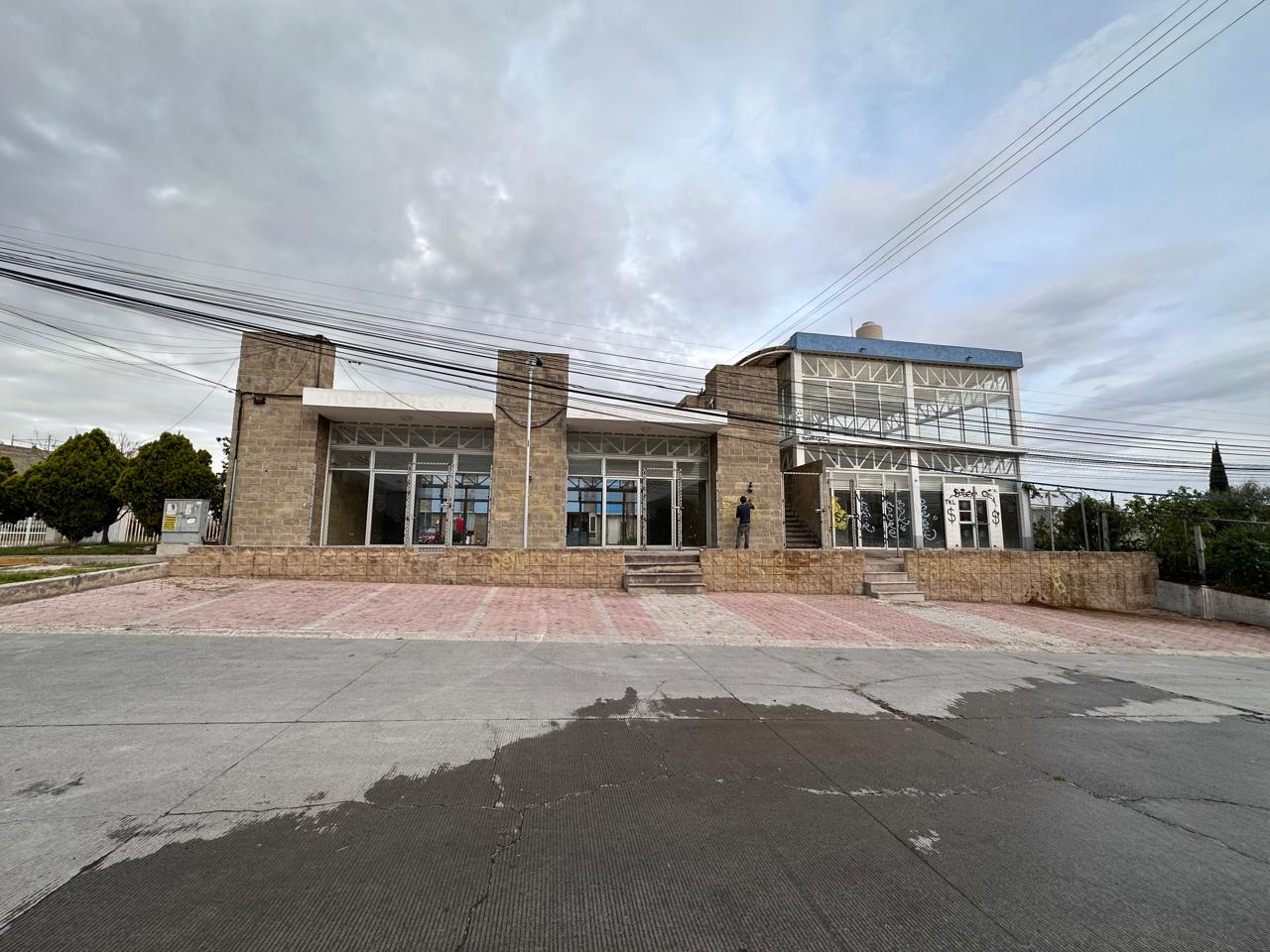 RENTA LOCALES EN SANTO TOMÁS CHAUTLA 