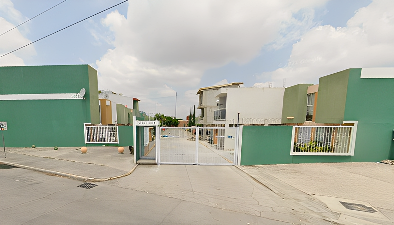 VENTA DE CASA EN FRACC. LOS HÉROES PUEBLA