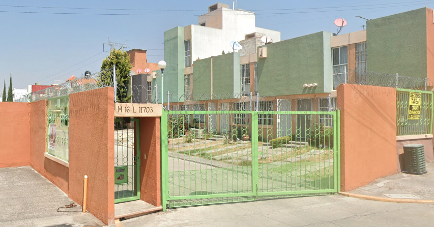 ID: 1210 REMATE CASA EN FRACC. LOS HÉROES, DIAGONAL 18 A SUR 