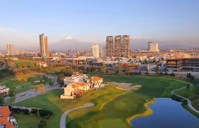 ID: 1195 REMATE  EN FRACCIONAMIENTO RESIDENCIAL, LA VISTA 