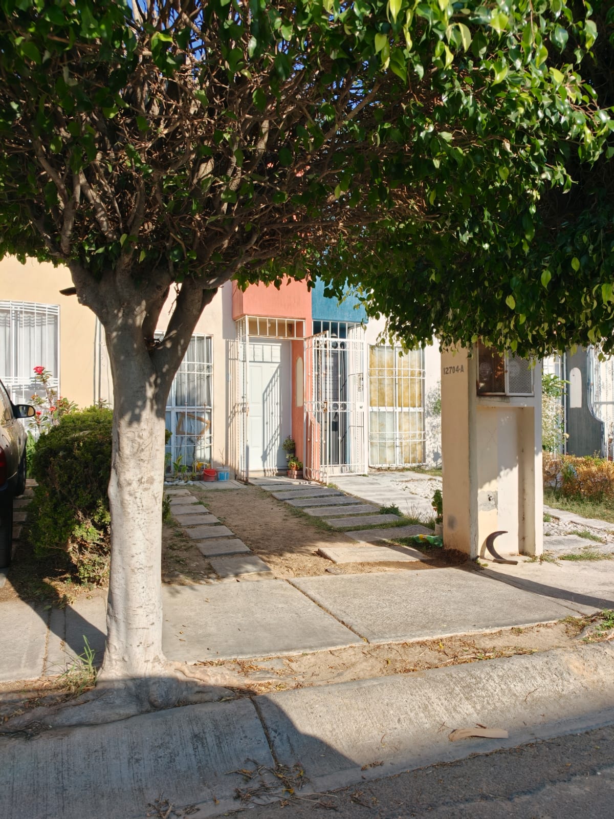 ID: 1231 REMATE CASA EN FRACC. HACIENDA SANTA CLARA, CALLE 29 A SUR