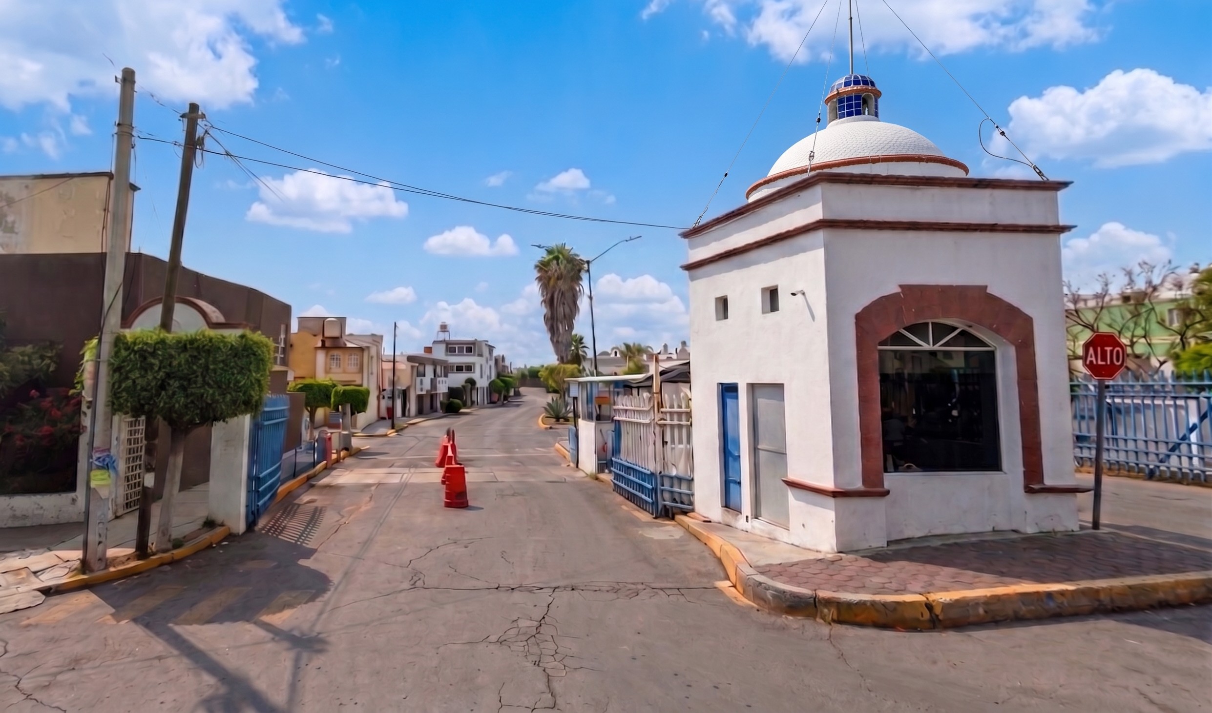 ID 1259 REMATE BANCARIO EN FRACCIONAMIENTO HACIENDA SANTA CLARA, ANGELES DEL SUR