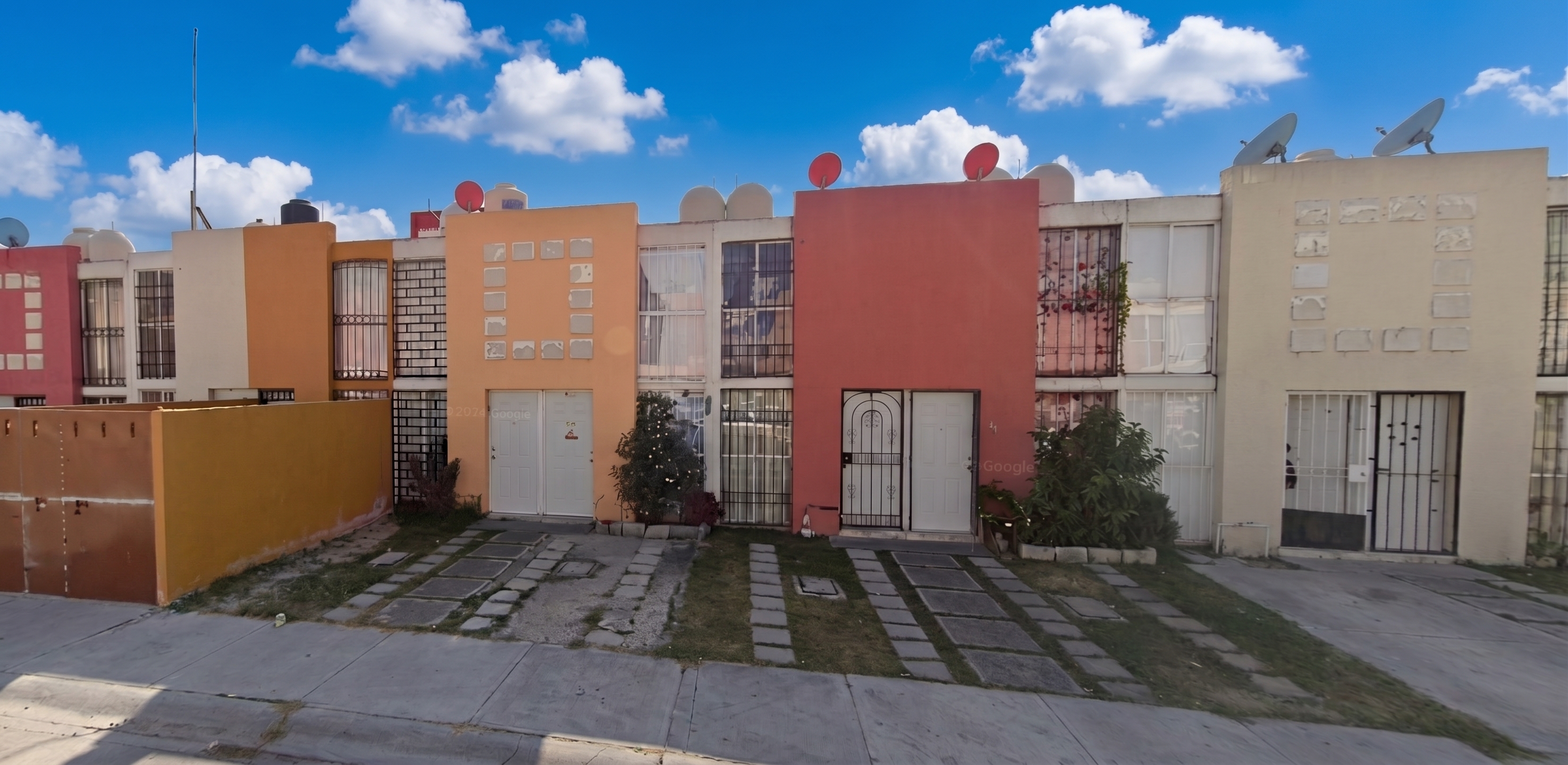 ID: 1079 REMATE CASA EN GALAXIA LA CALERA , CALLE MARTE