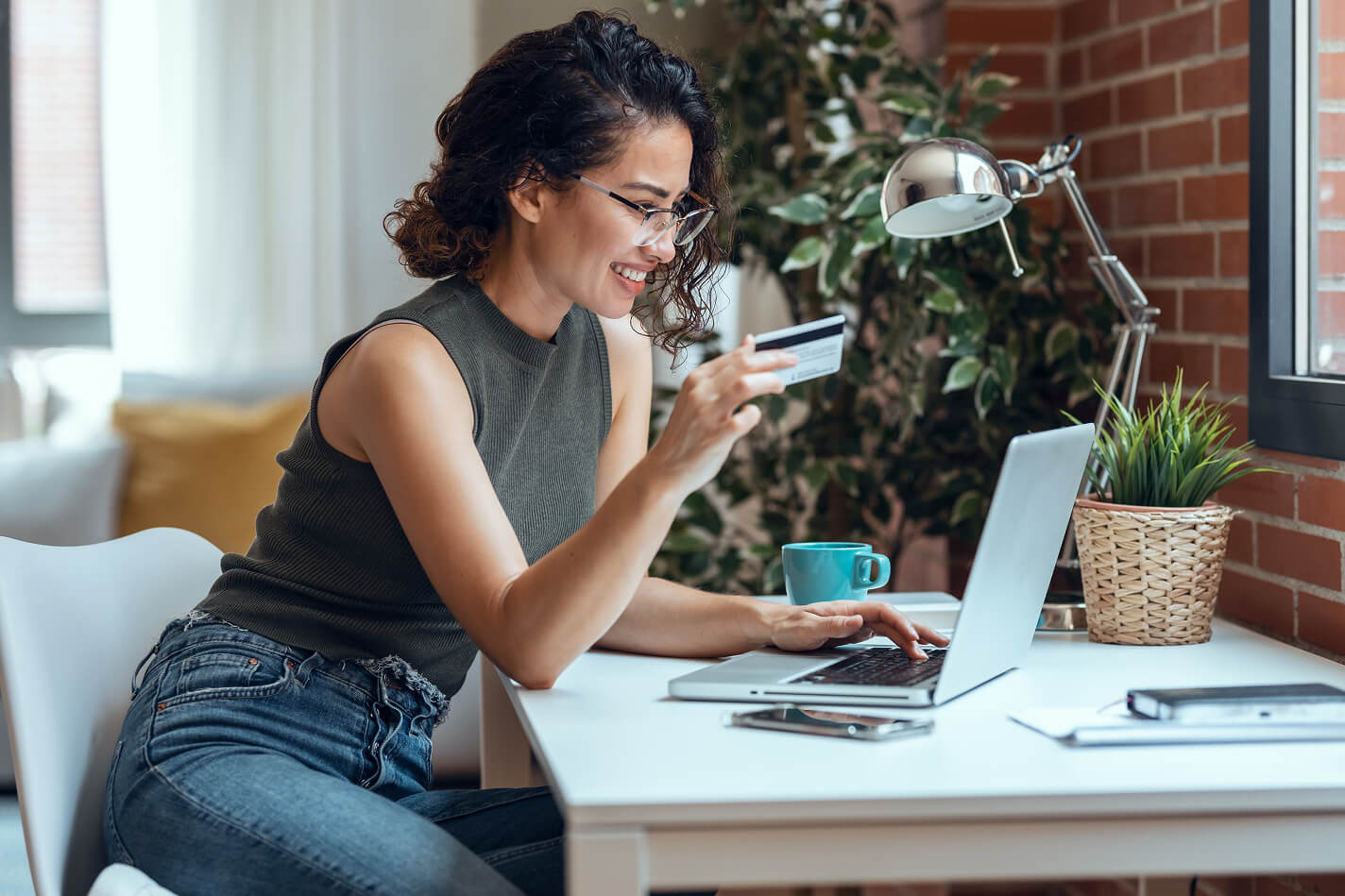 What Is a Charge Card?
