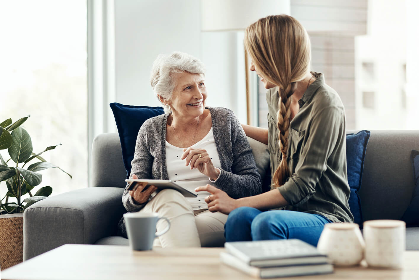 How to Monitor Your Parents' Credit Score