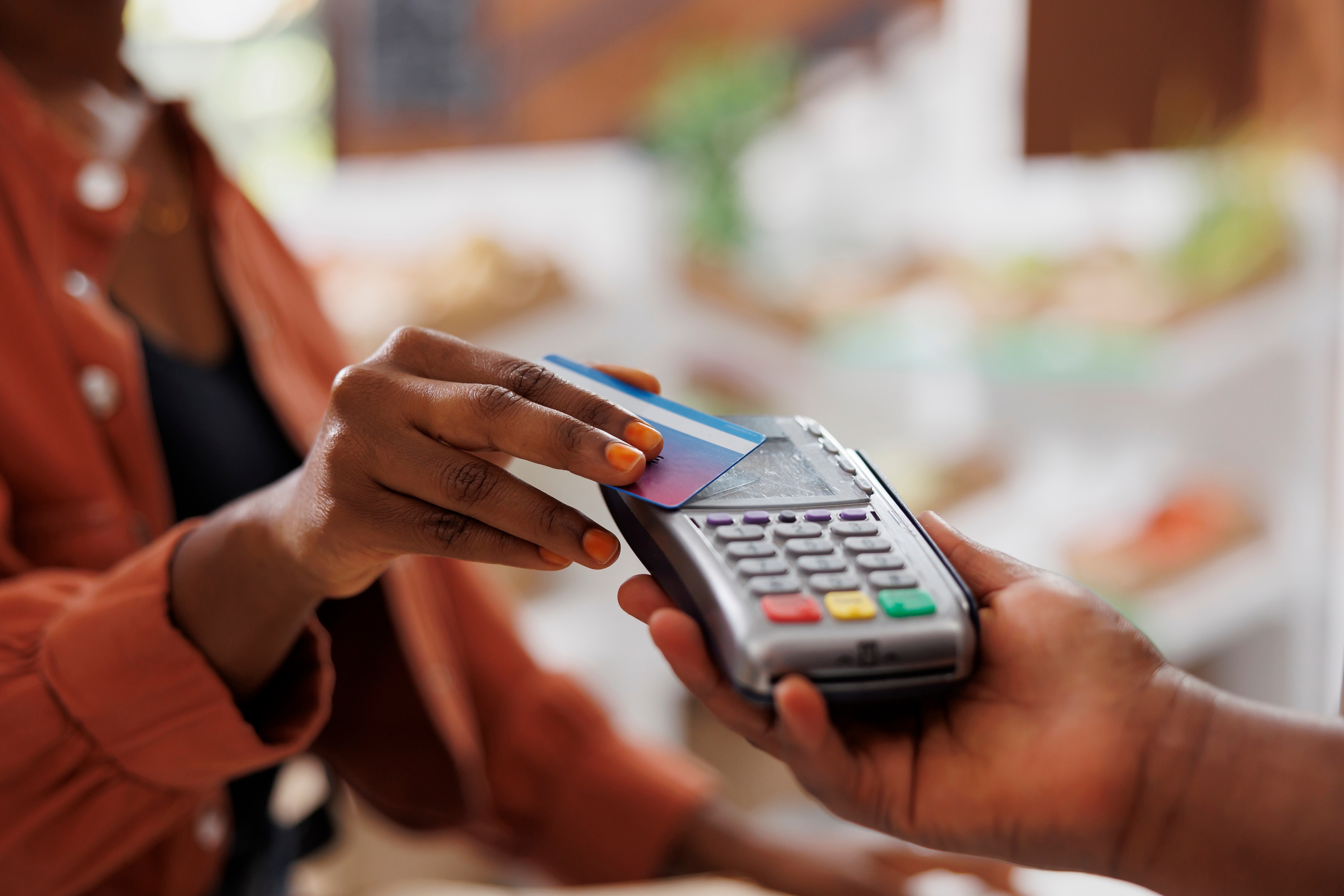 What Is a Contactless Card and How Does It Work?