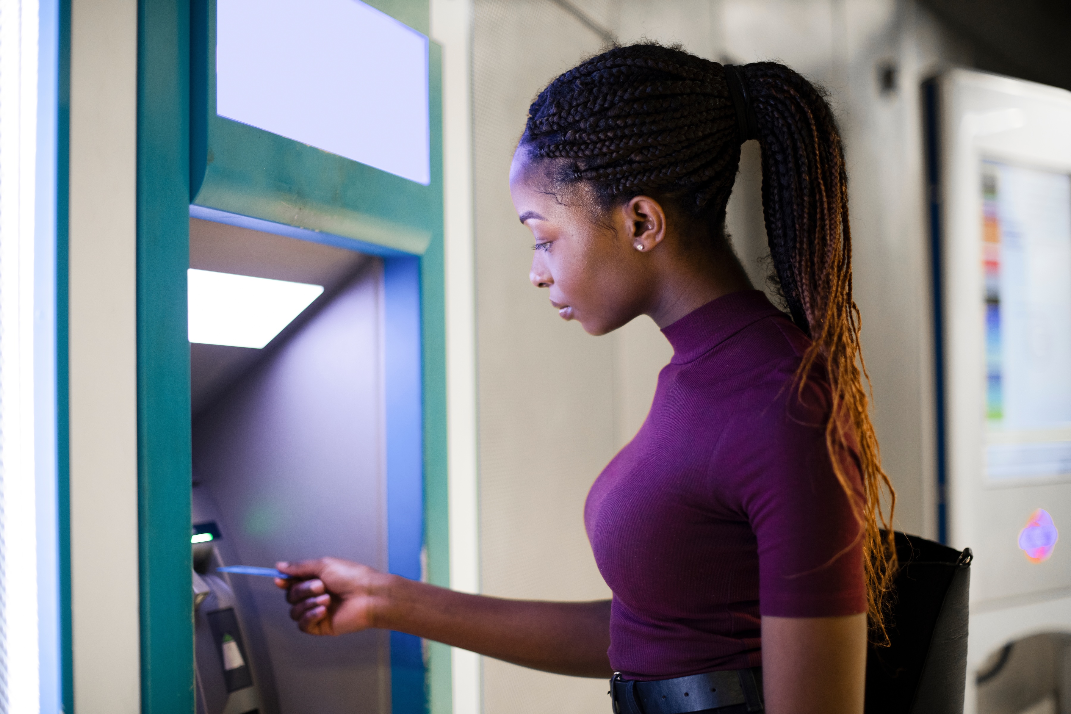 Does Withdrawing Money From Savings Affect Your Credit Score?