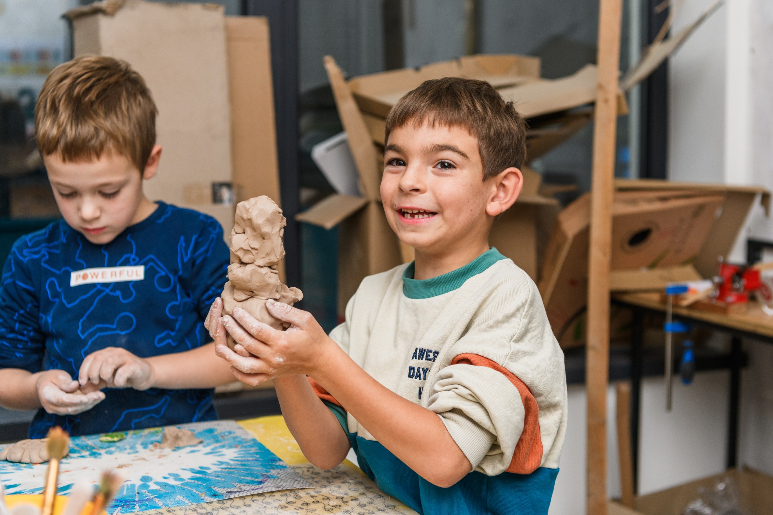 Учні молодших класів приватної школи у Вишгороді. Sapiens