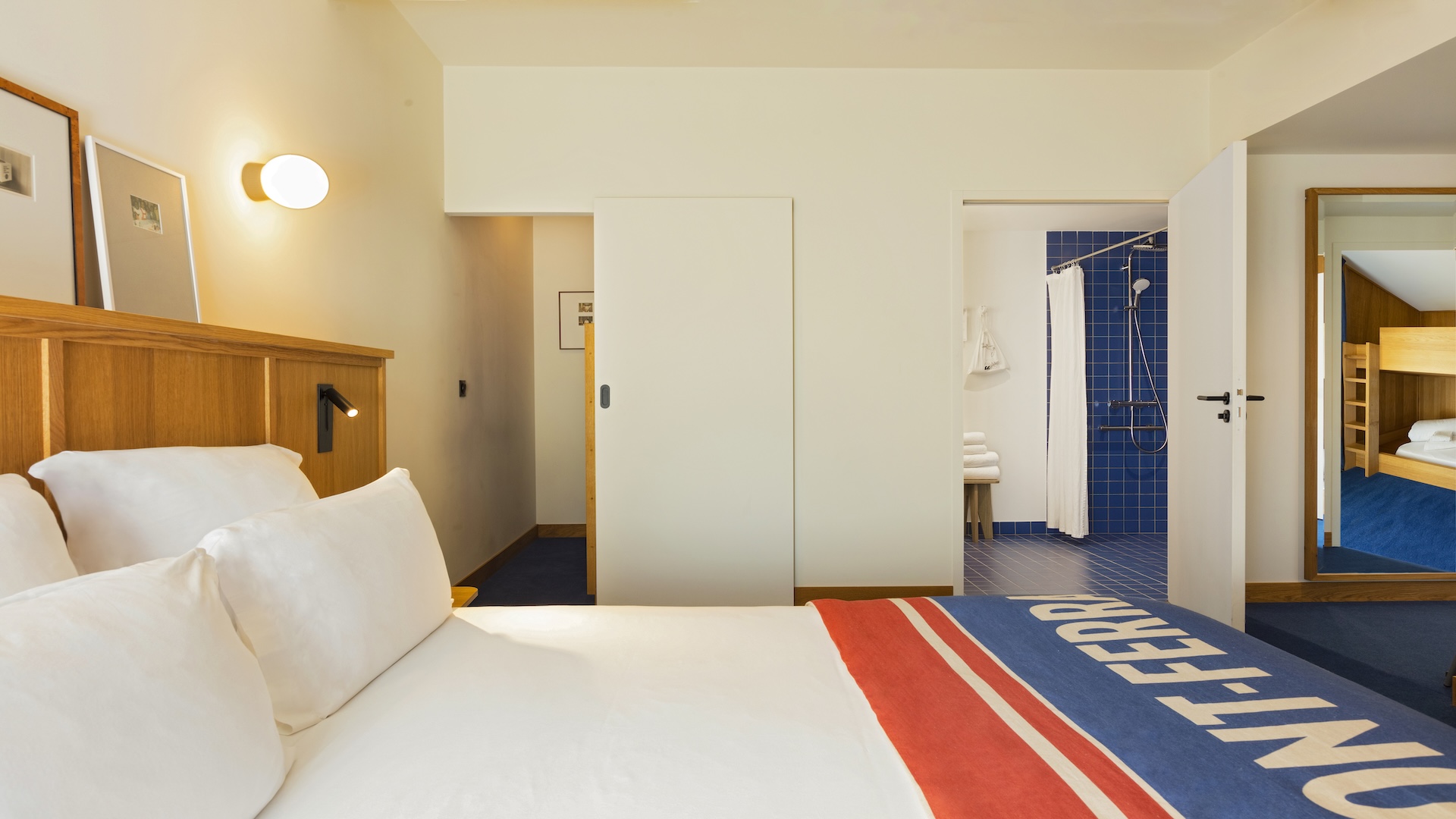 Chambre parentale de la chambre familiale de GRAND MESS avec lit double