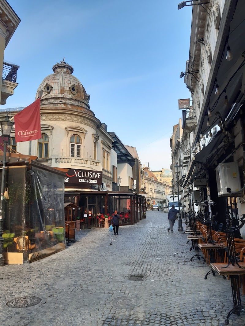 Stroll through the Old Town (Lipscani District) - București - Romania - booked ai