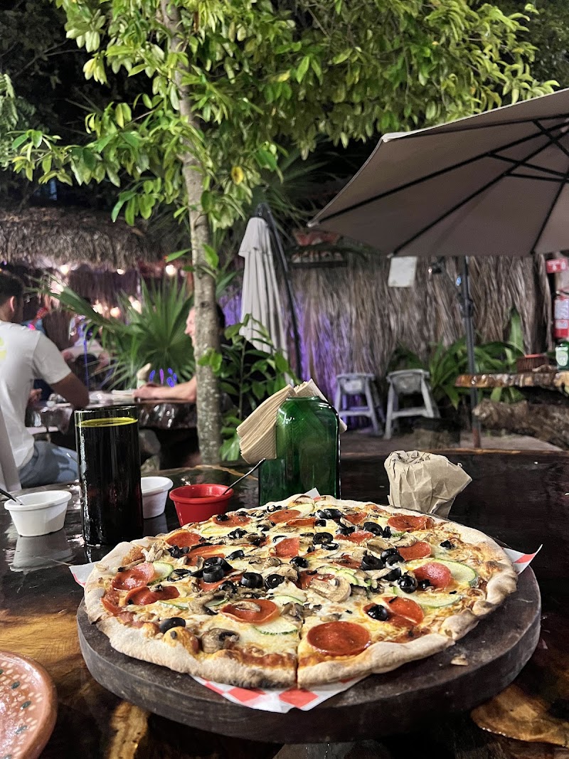 Roots Pizza