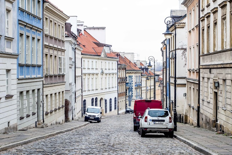 Explore the Old Town (Stare Miasto)