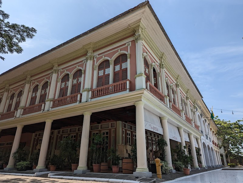 Guayaquil Historical Park - Samborondón - Ecuador - booked ai