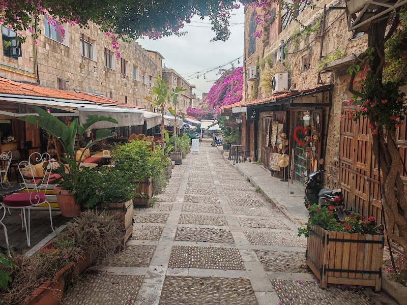 Stroll Through the Old Souk - Byblos - Lebanon - booked ai