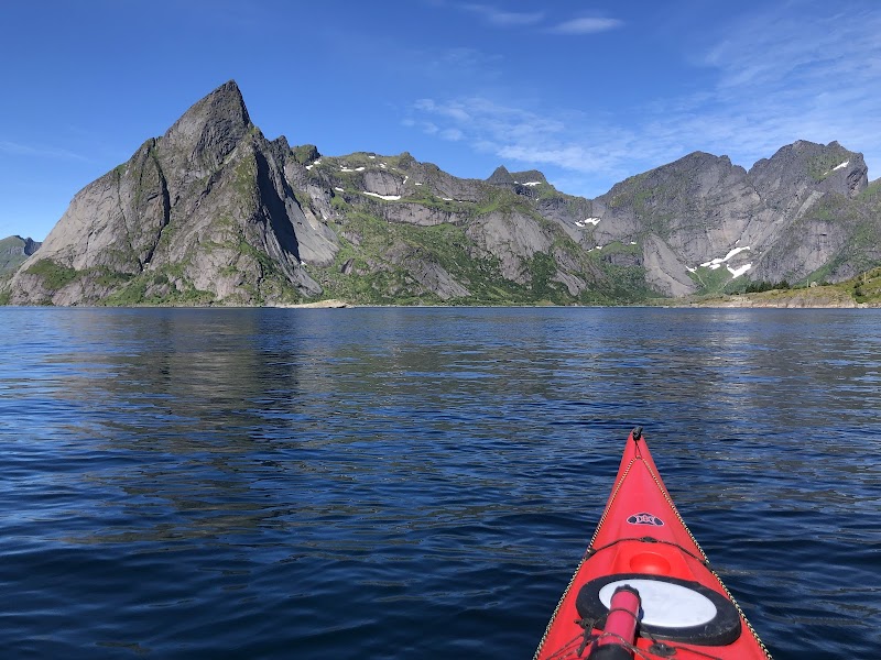 Kayaking in Reinefjord