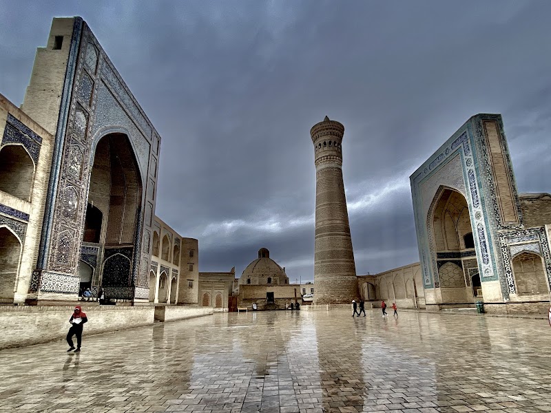 Visit the Po-i-Kalyan Complex - Buxoro - Uzbekistan - booked ai