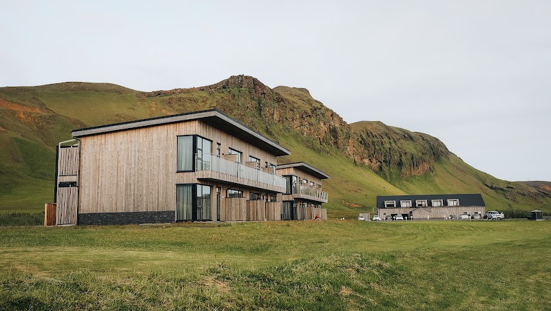 Black Beach Suites
