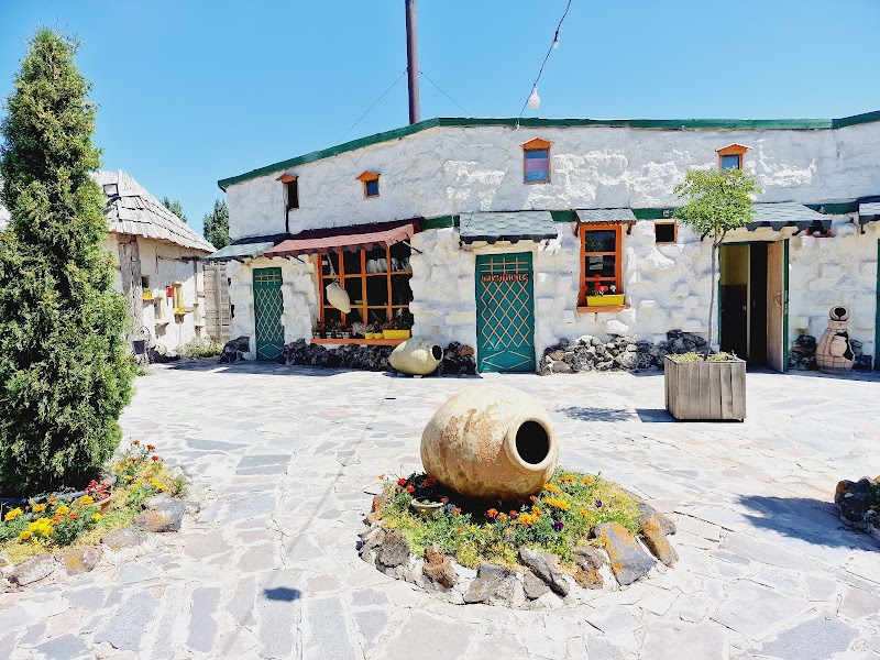 Lavash Hotel