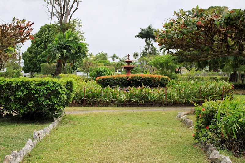 Promenade Gardens
