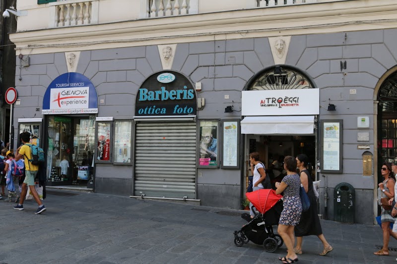 Explore the Historic Center (Centro Storico)