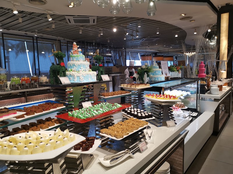 Shop and Dine at Mall of Asia