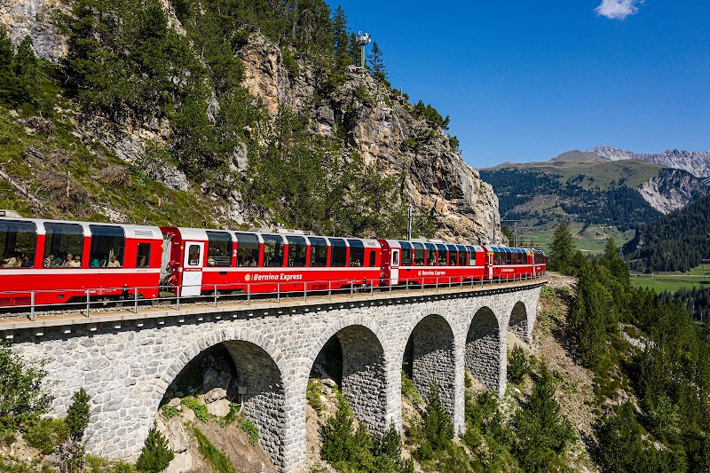 Riding the Glacier Express Scenic Train - Chur - Switzerland - booked ai