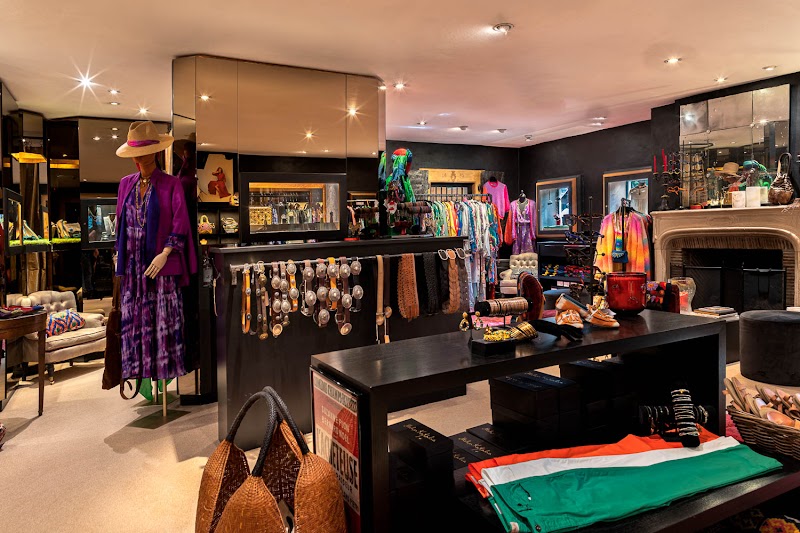 Luxury Shopping and Strolling in Gstaad Promenade - Saanen - Switzerland - booked ai