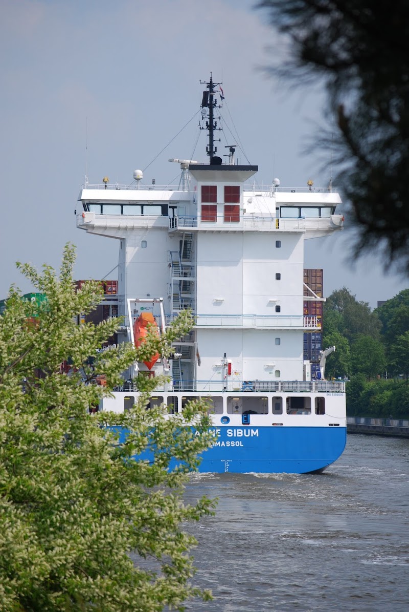 Visit the Kiel Canal (Nord-Ostsee-Kanal)