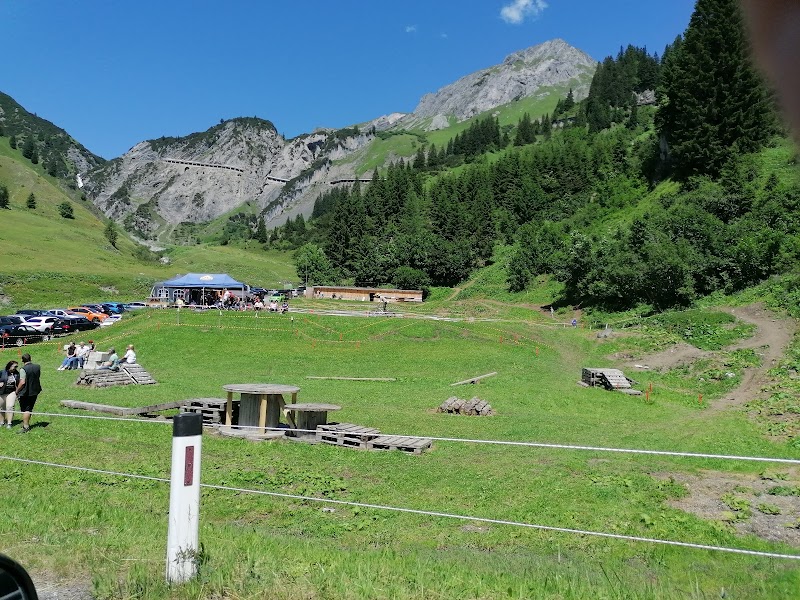 Hiking the Green Ring Trail