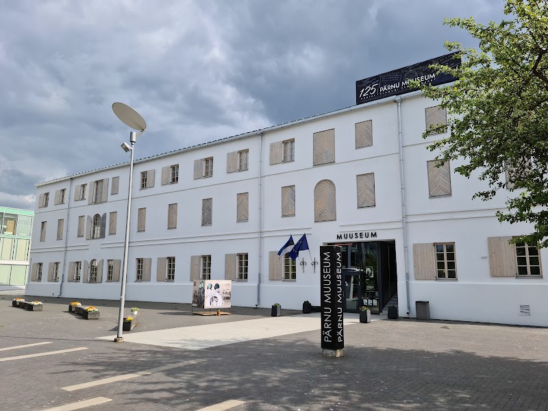 Visit the Pärnu Museum