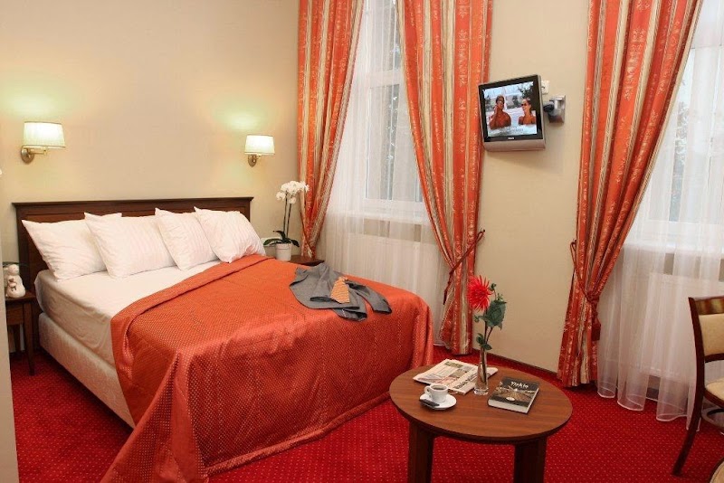 Conviva Hotel