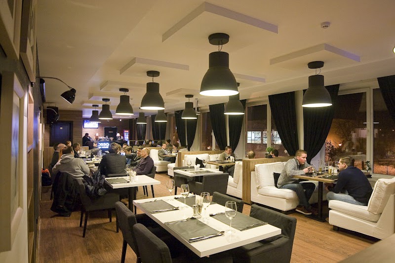 Resto Grill 43
