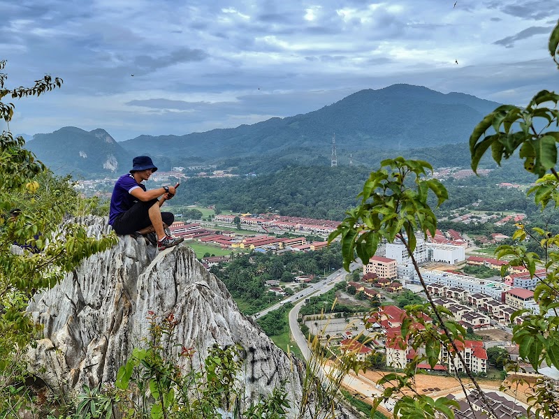 Climb Bukit Gua Musang