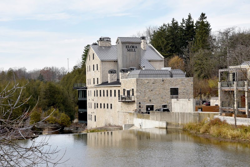 Inn of Waterloo & Conference Centre