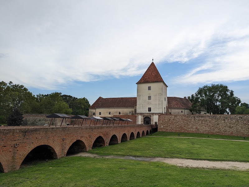 Nádasdy Castle: History and Charm Unveiled - Sárvár - Hungary - booked ai