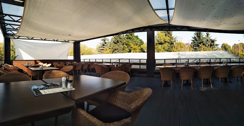 Mediterraneo Étterem - Esztergom - Hungary - booked ai
