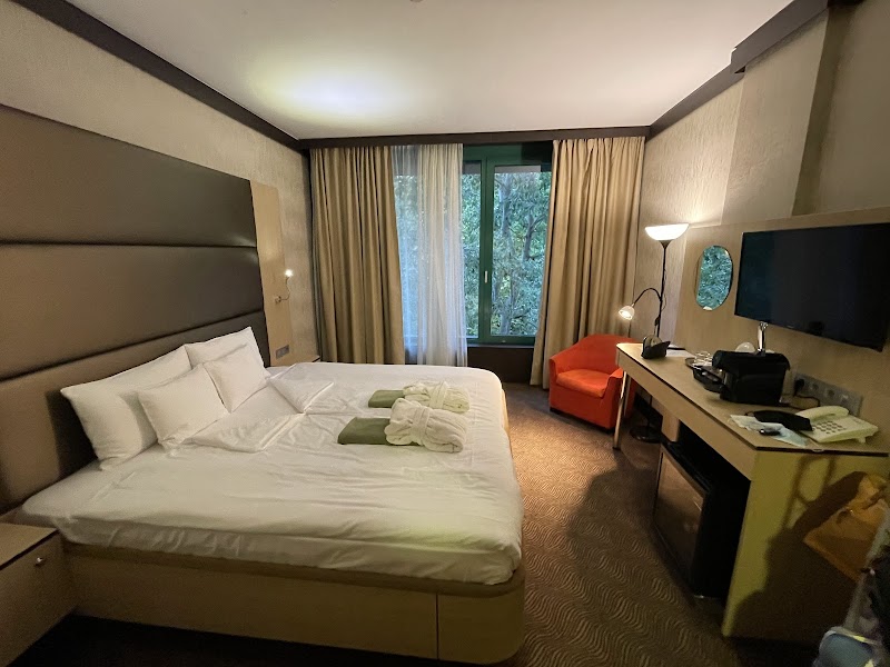 Portobello Wellness & Yacht Hotel Esztergom - Esztergom - Hungary - booked ai