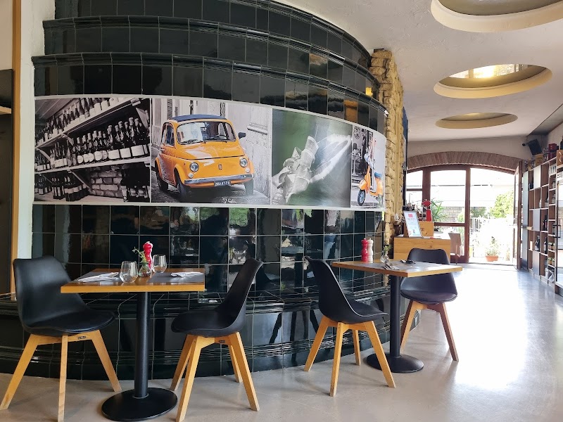 GUSTO13 Bistro & Delicate - Veszprém - Hungary - booked ai