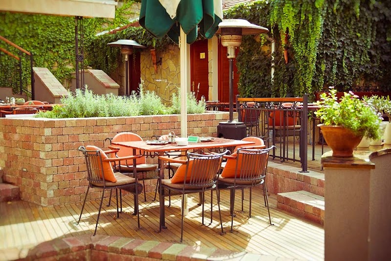 Oliva Hotel & Restaurant - Veszprém - Hungary - booked ai