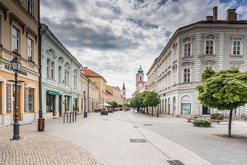 Székesfehérvár Downtown - Székesfehérvár - Hungary - booked ai