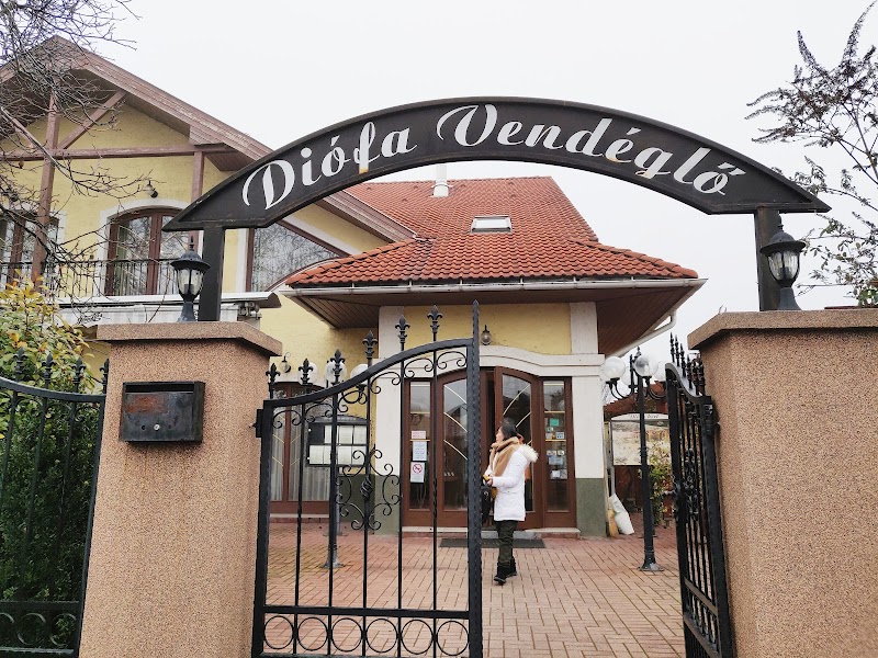 Diófa Étterem - Székesfehérvár - Hungary - booked ai