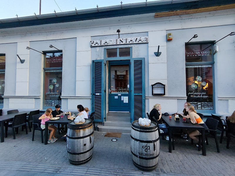 Palacsintavár Étterem - Eger - Hungary - booked ai