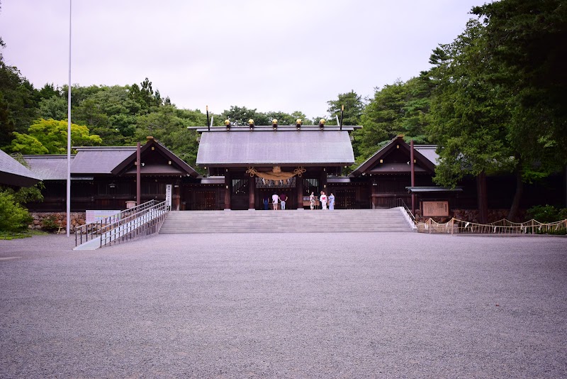 Exploring the Beauty of Maruyama Park - Sapporo - Japan - booked ai