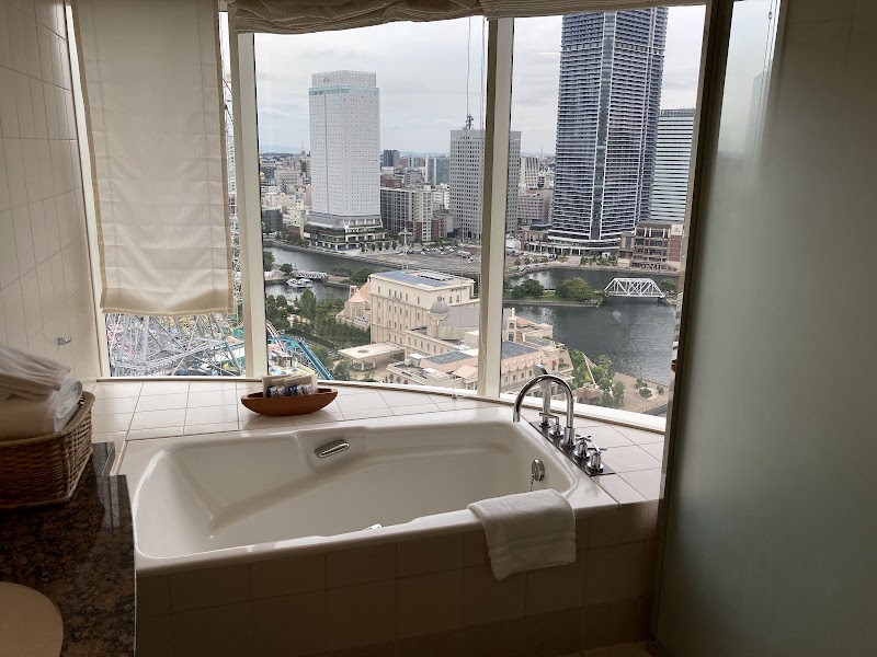 THE YOKOHAMA BAY - Yokohama - Japan - booked ai