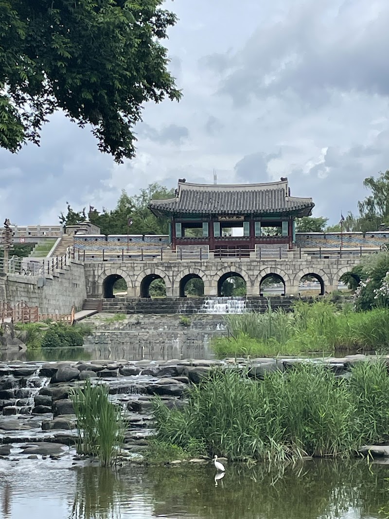 Hwahongmun Gate Buksumun - Suwon - South Korea - booked ai