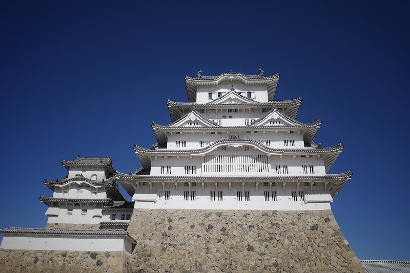 Himeji Park - Himeji - Japan - booked ai