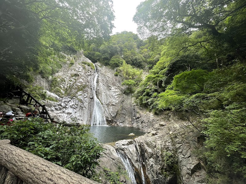 Discover the Beauty of Nunobiki Waterfalls: Ontaki and Meotodaki - Kobe - Japan - booked ai