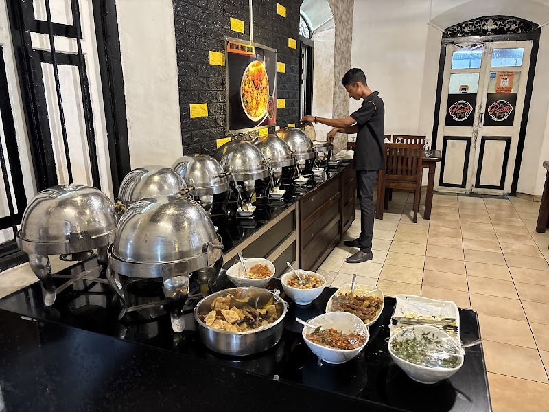 The Paasto 47 - Ratnapura - Sri Lanka - booked ai