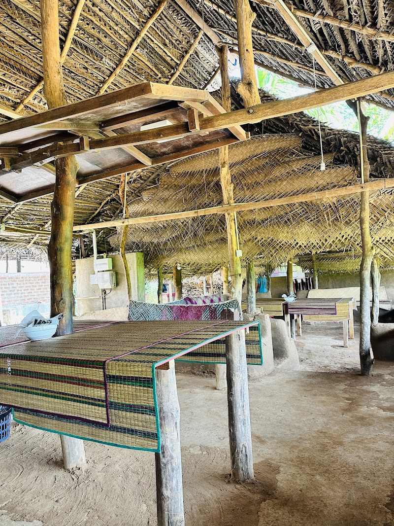 Priyamali Gedara  ප්‍රියමාලි ගෙදර - Polonnaruwa - Sri Lanka - booked ai