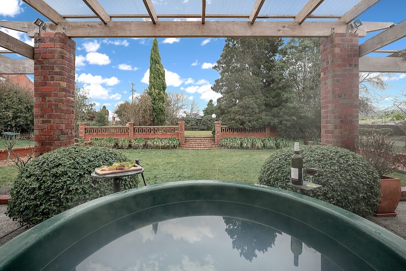 The Fern and Thistle Luxury Accommodation Balclutha - Balclutha - New Zealand - booked ai